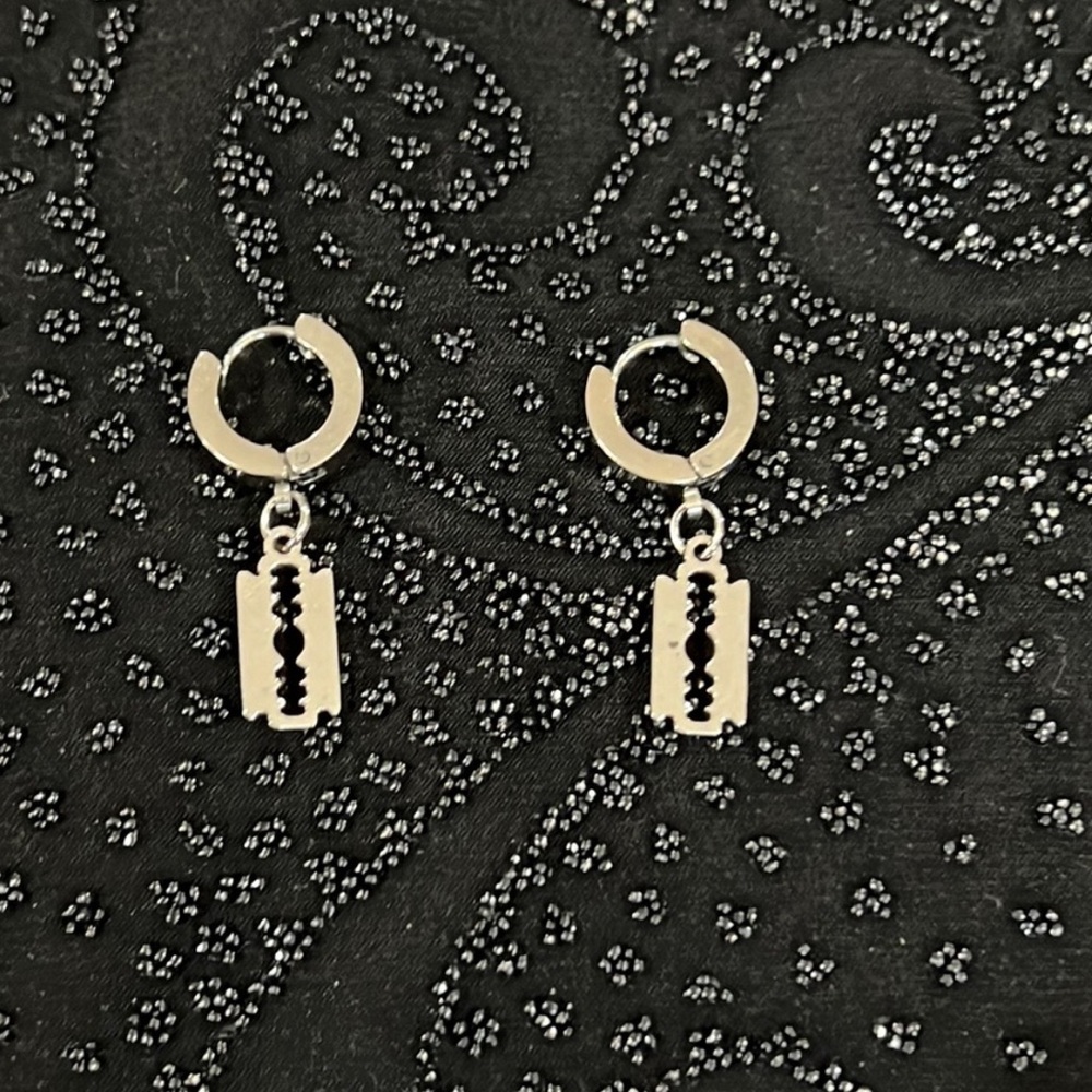 Razor blade dangle punk goth earrings